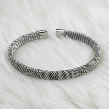 New style stealthy cascade bracelet 9040